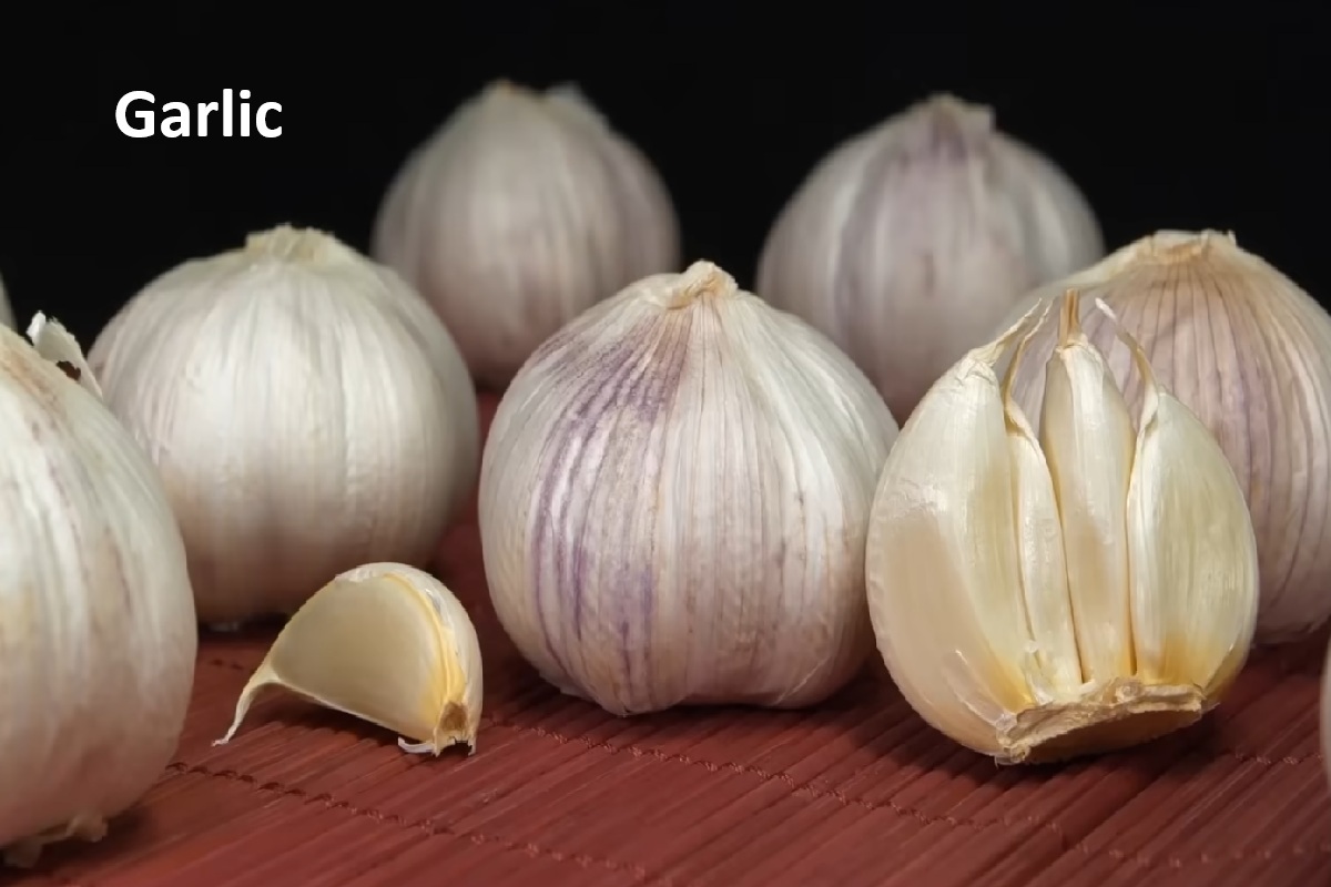 Garlic: Heart Health, Cholesterol, and How to Use It